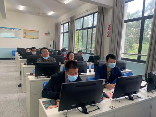 http://waigyxy.lsnu.edu.cn/__local/1/94/10/525405B65CE39BF0B7BC7BC8BA6_E2C46239_197D3.jpg