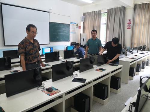 http://waigyxy.lsnu.edu.cn/__local/A/10/3C/B36623E2A7DDE8952F7EABF512A_2CF6FA94_174B3.jpg